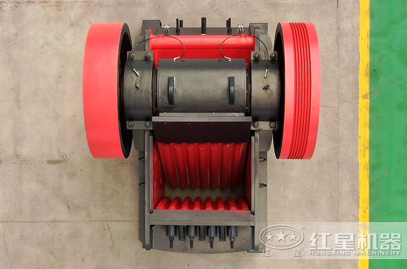 關(guān)于鄂式破碎機(jī)，客戶最常問的5個(gè)問題（附紅星機(jī)器真誠(chéng)解答）